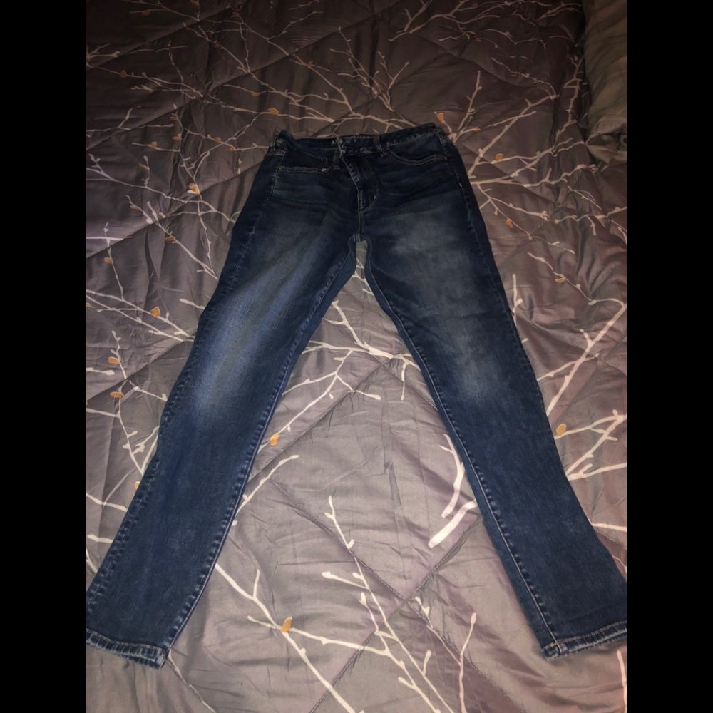 American Eagle skinny jeans